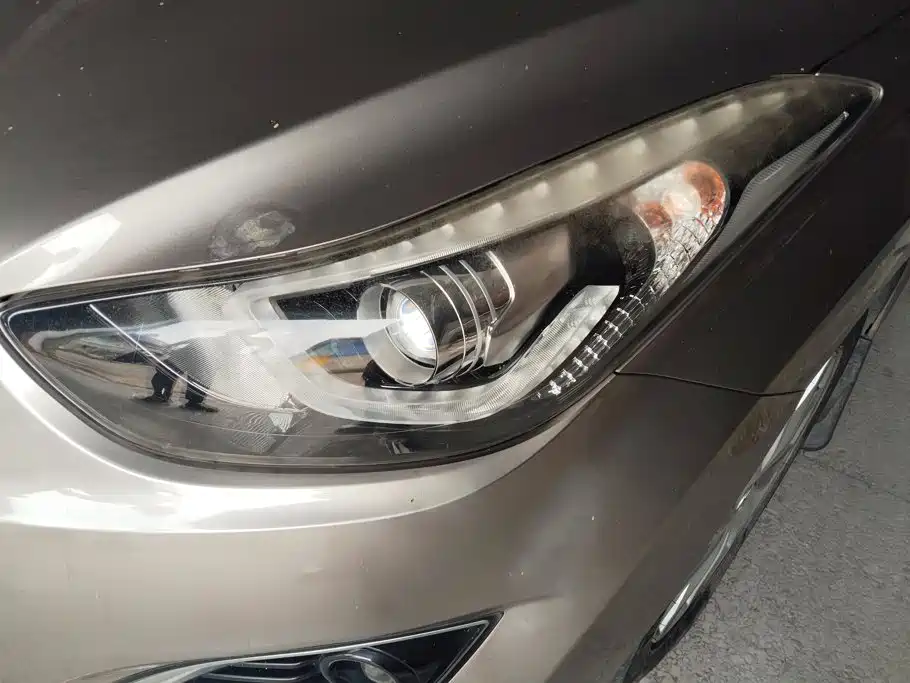 Hyundai Elantra Langdong — миниатюра 5
