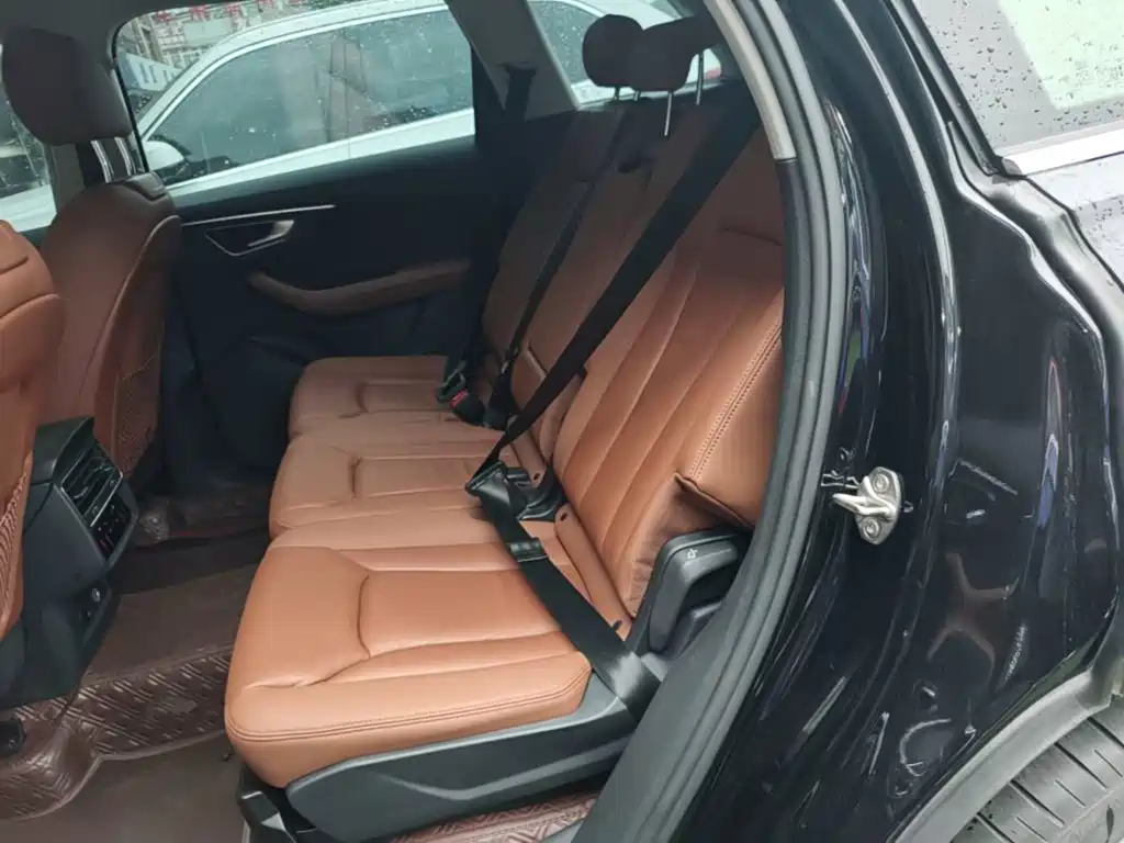 Audi Q7 — миниатюра 17