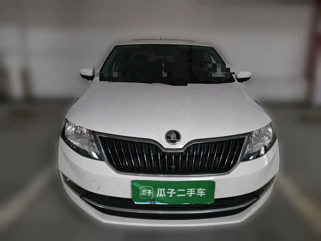 Skoda Rapid — миниатюра 2