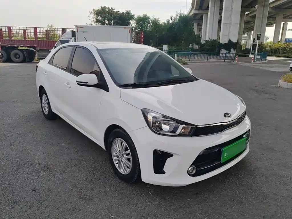 Kia Huanchi — миниатюра 4