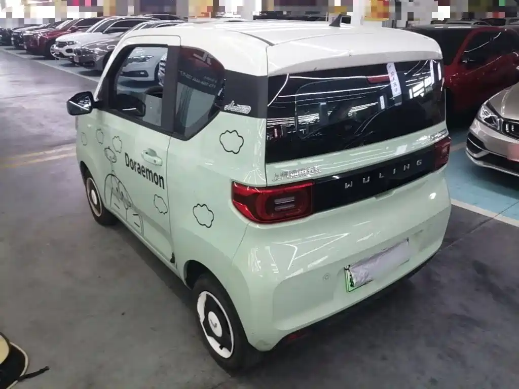 Wuling MINIEV — миниатюра 5