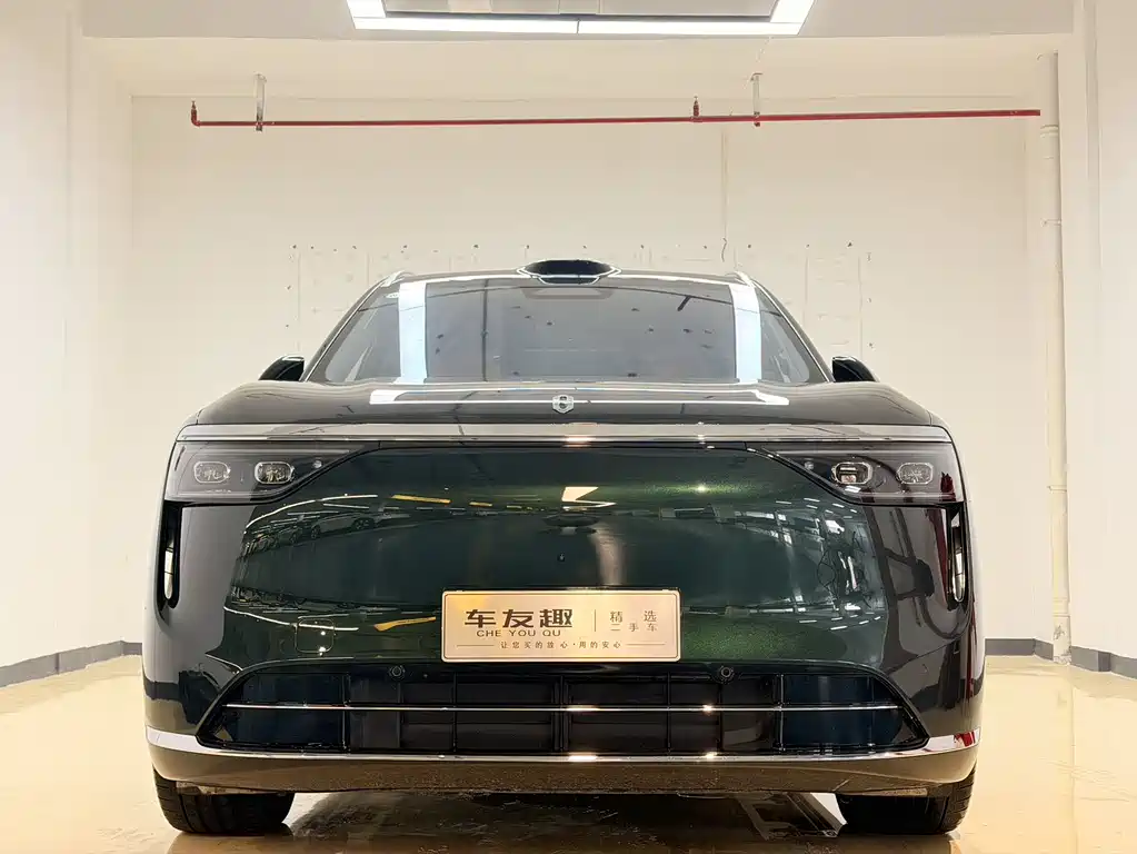 Aito M8 2025 Ultra 53.4kWh 6 мест (192 ）