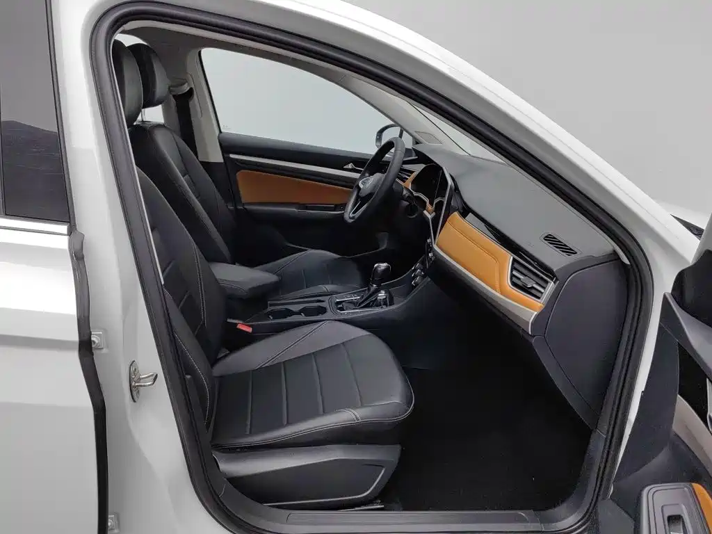 Volkswagen Bora — миниатюра 23