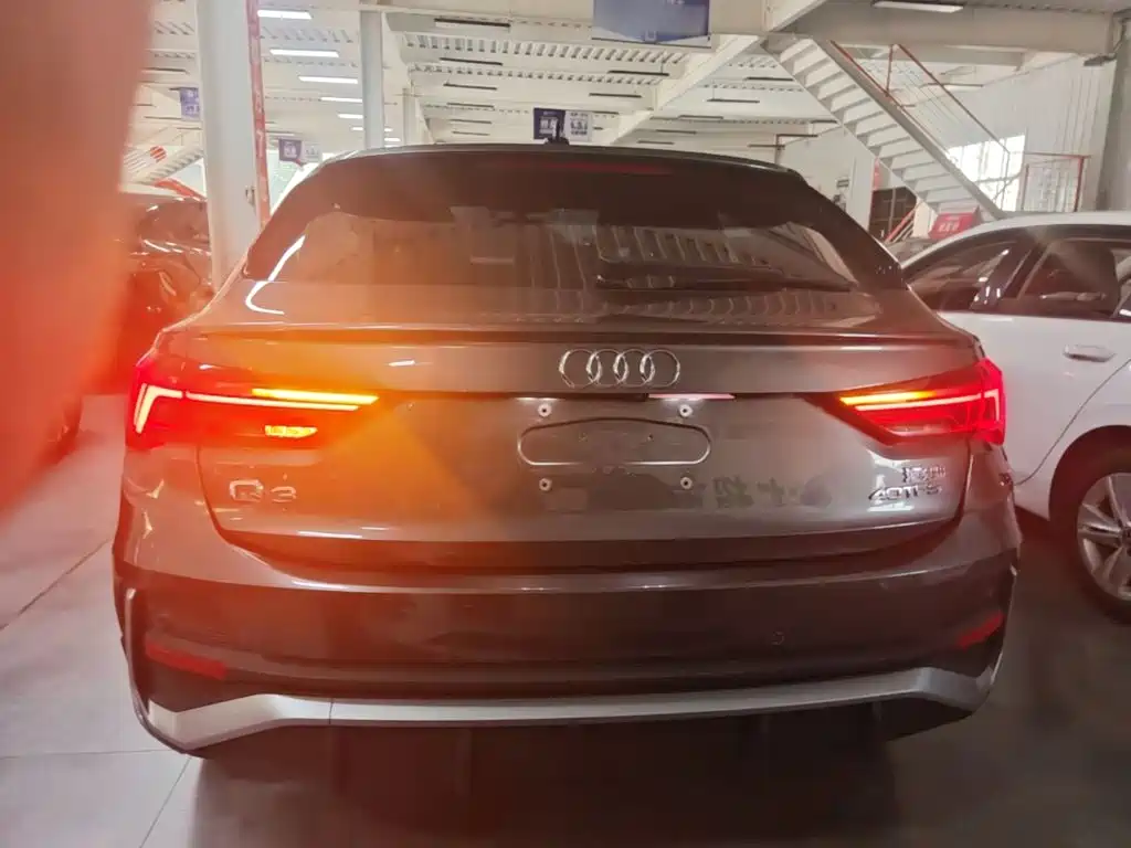 Audi Q3 Sportback — миниатюра 6