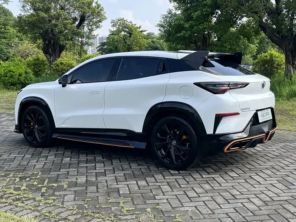 Changan UNI-T — миниатюра 4