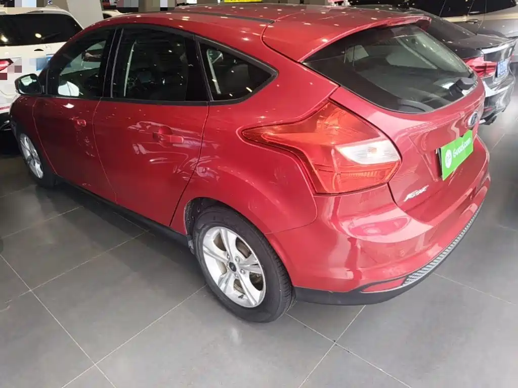 Ford Focus — миниатюра 5
