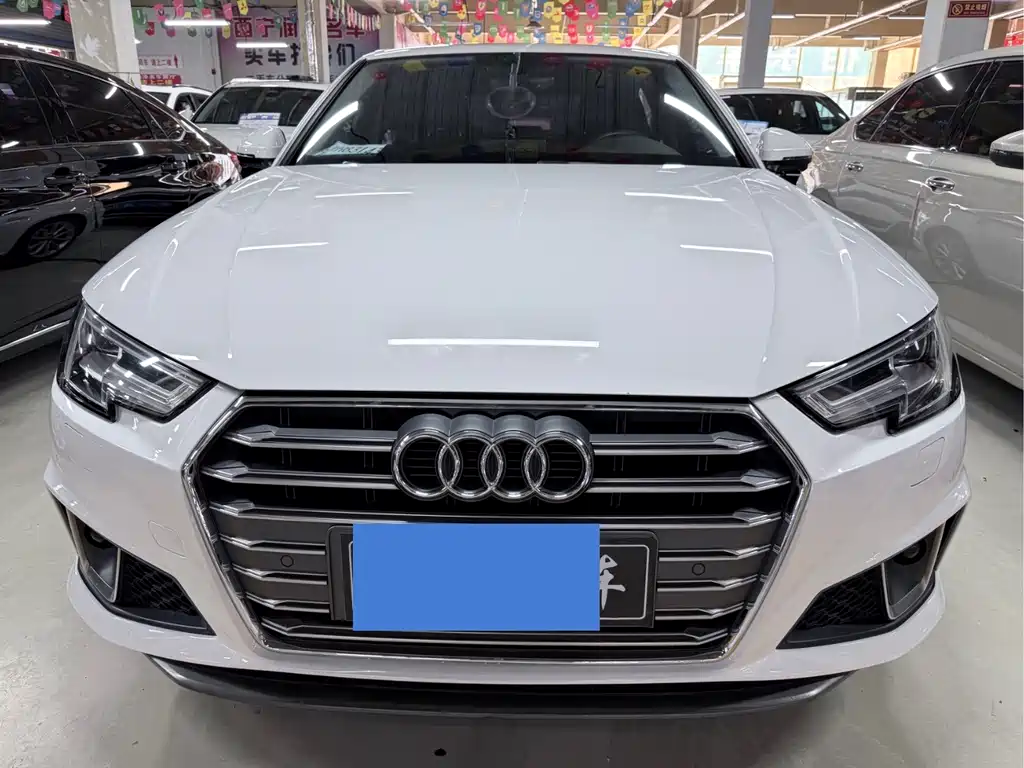 Audi A4L — миниатюра 2