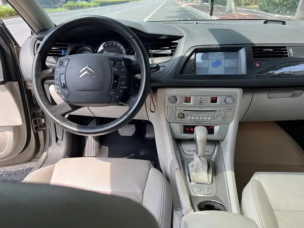 Citroen C5 — миниатюра 7