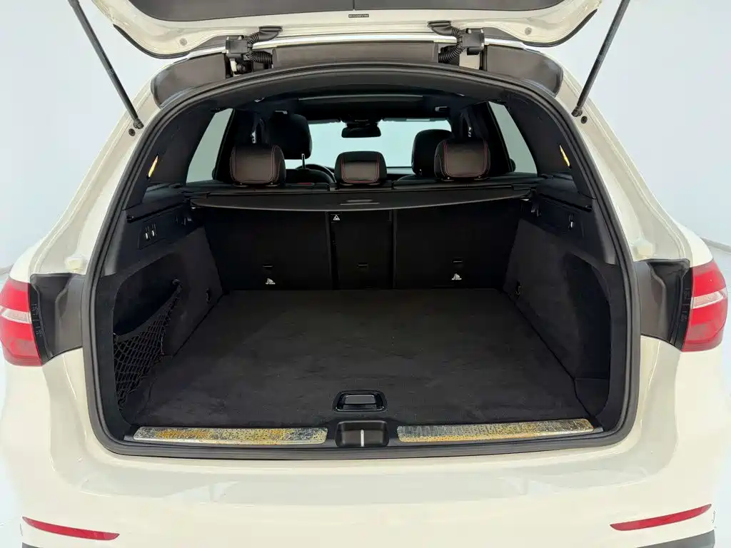 Mercedes-Benz GLC AMG — миниатюра 30