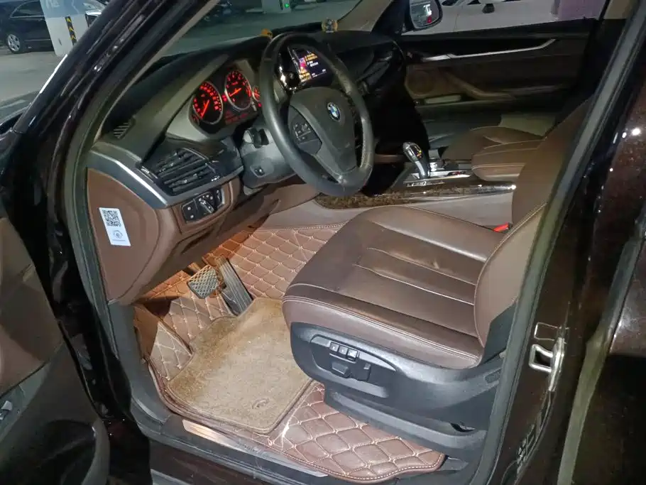 BMW X5 (Import) — миниатюра 9