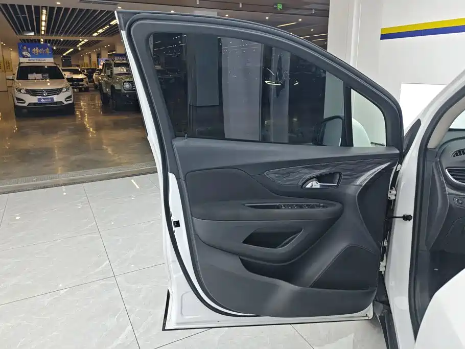 Buick Encore — миниатюра 7