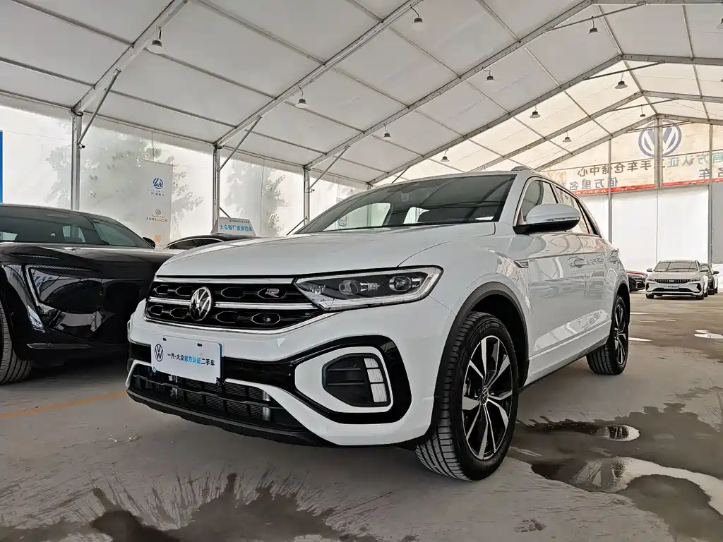 Volkswagen T-Roc 2025