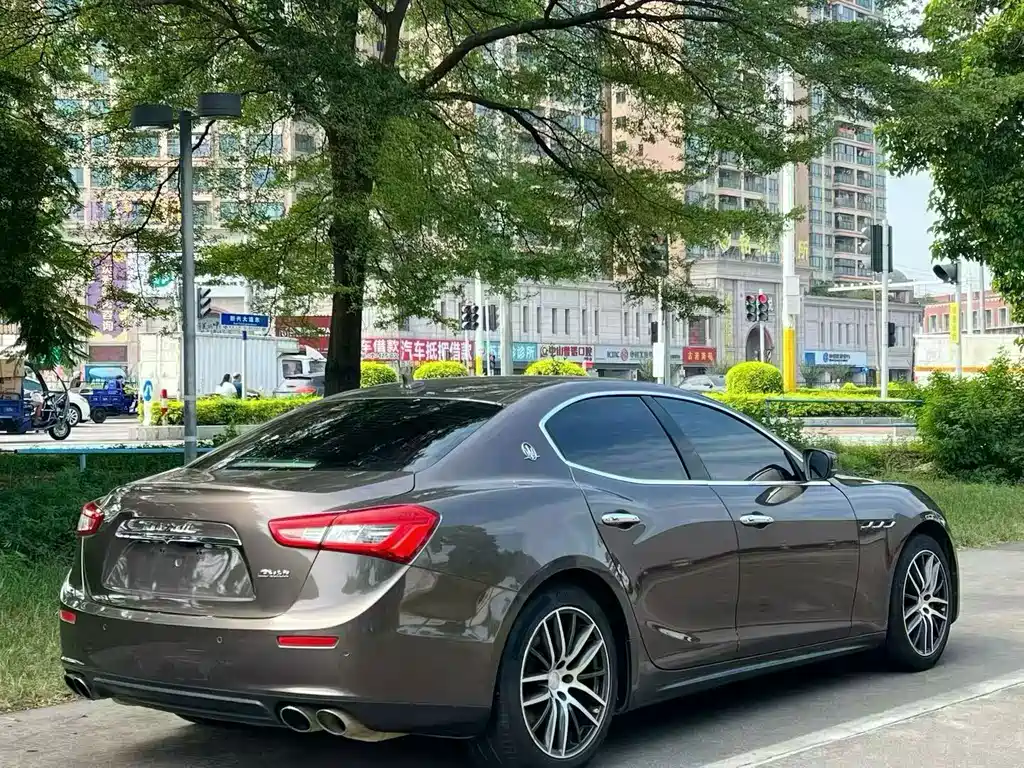 Maserati Ghibli — миниатюра 7