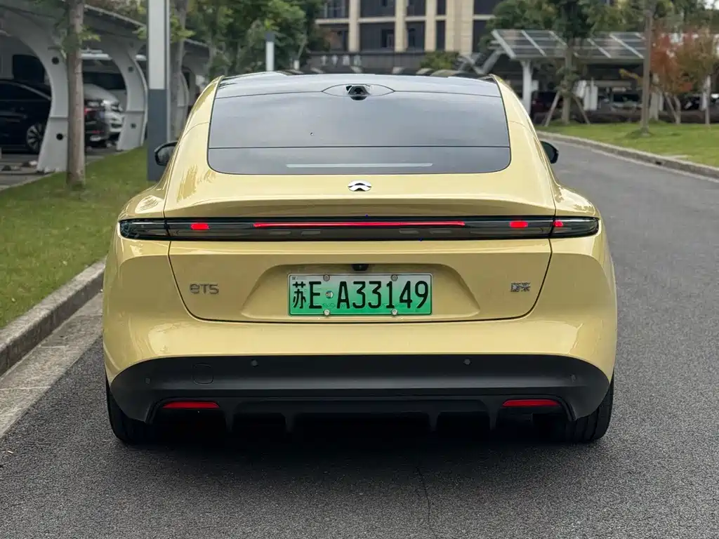 NIO NIO ET5