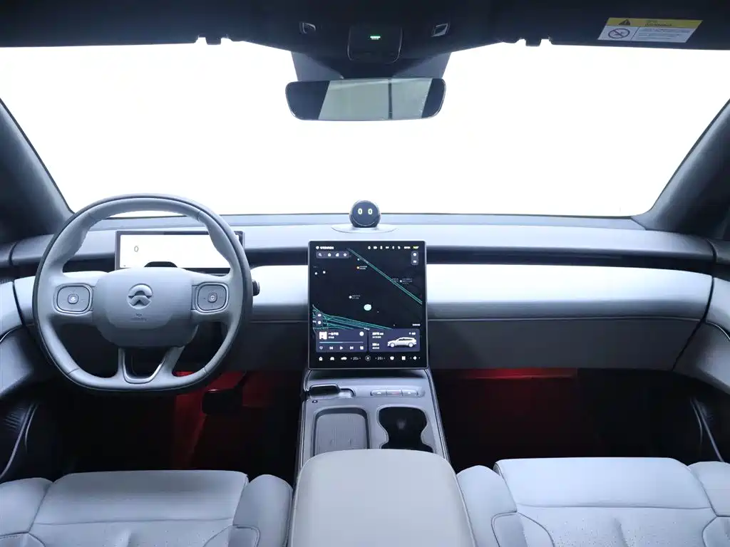 NIO NIO ET5T