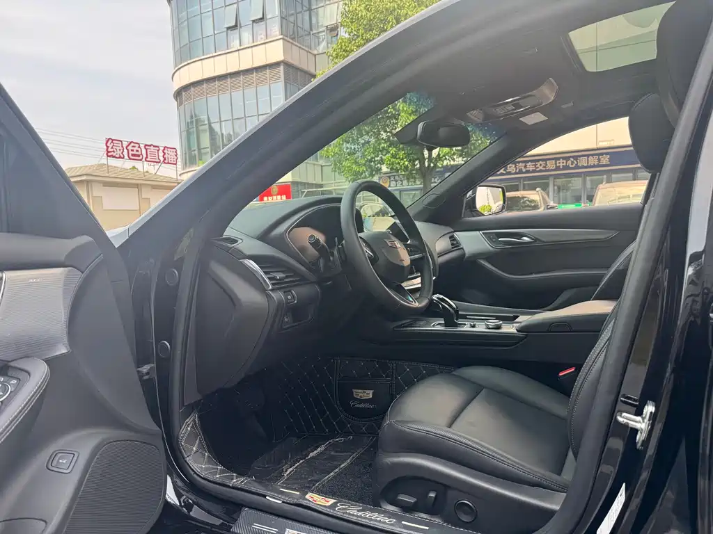 Cadillac CT5 2023 28T Luxury （ Standard ）