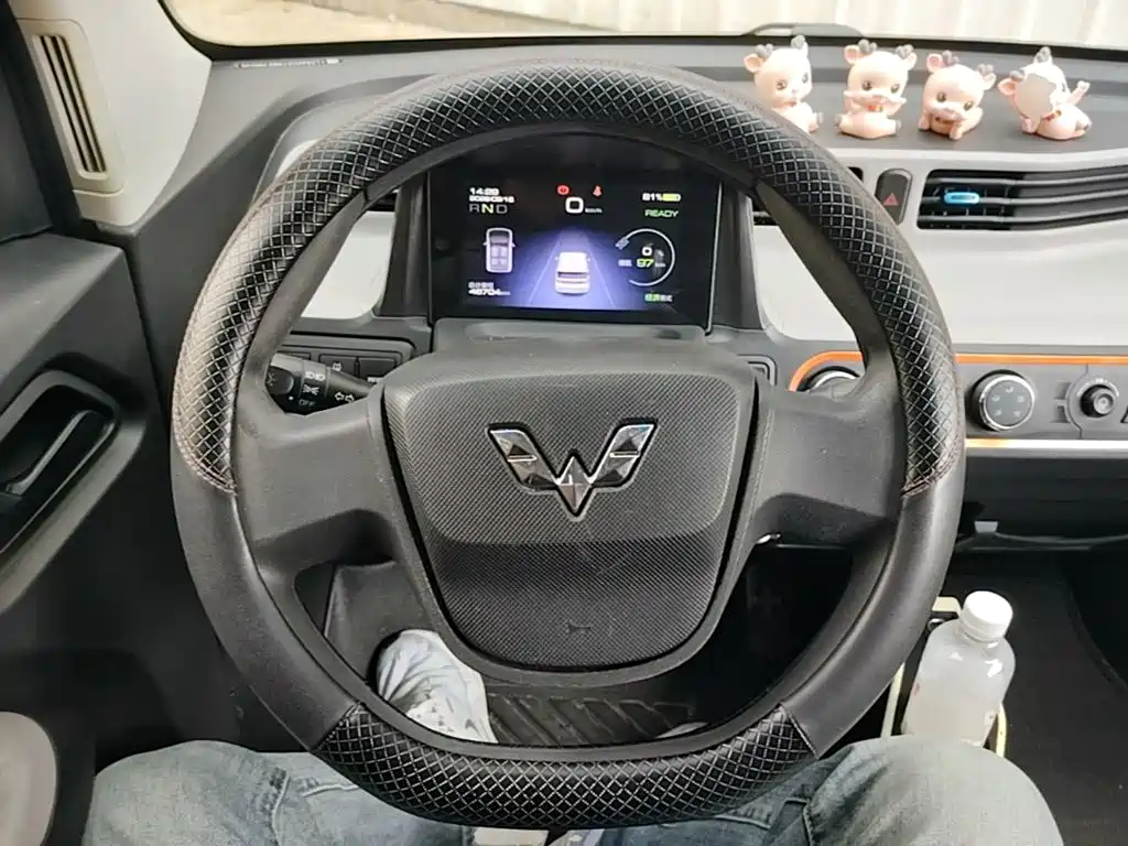 Wuling MINIEV — миниатюра 11