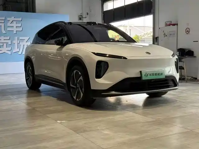 NIO ES6 — миниатюра 3