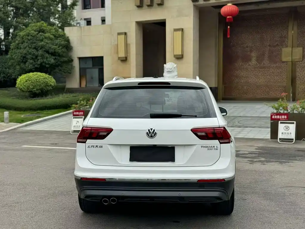 Volkswagen Tiguan L — миниатюра 8