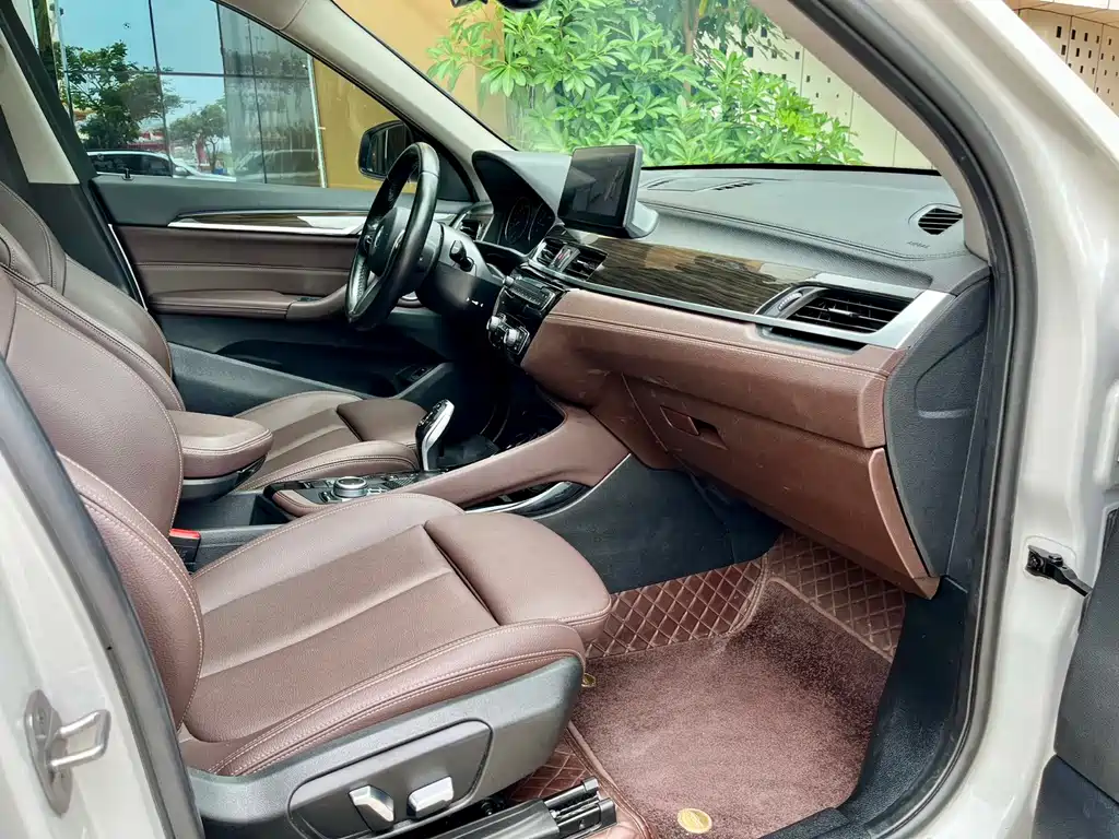 BMW X1 — миниатюра 7