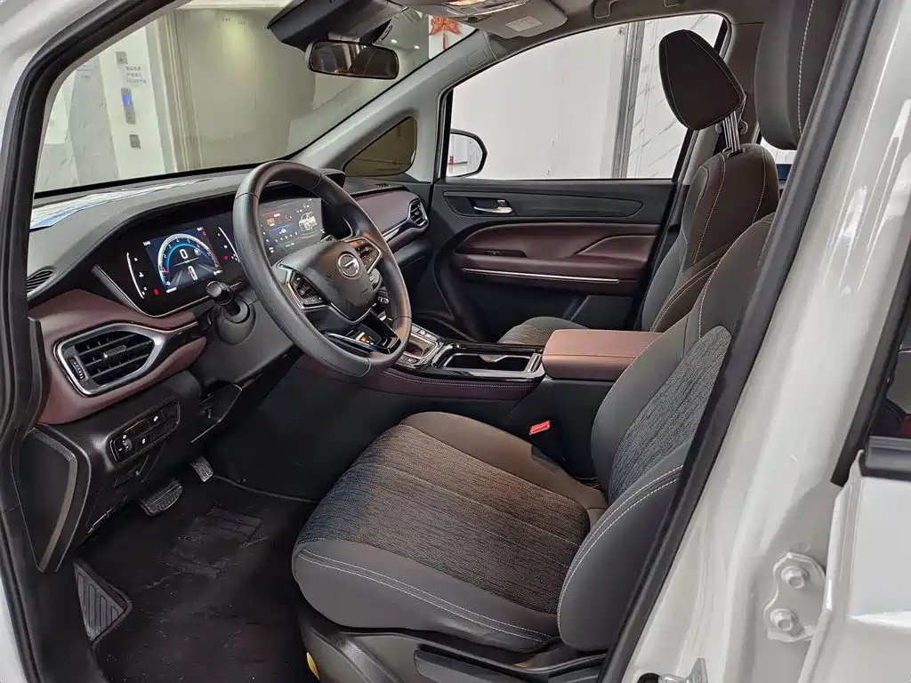GAC Motor Trumpchi M6 — миниатюра 7