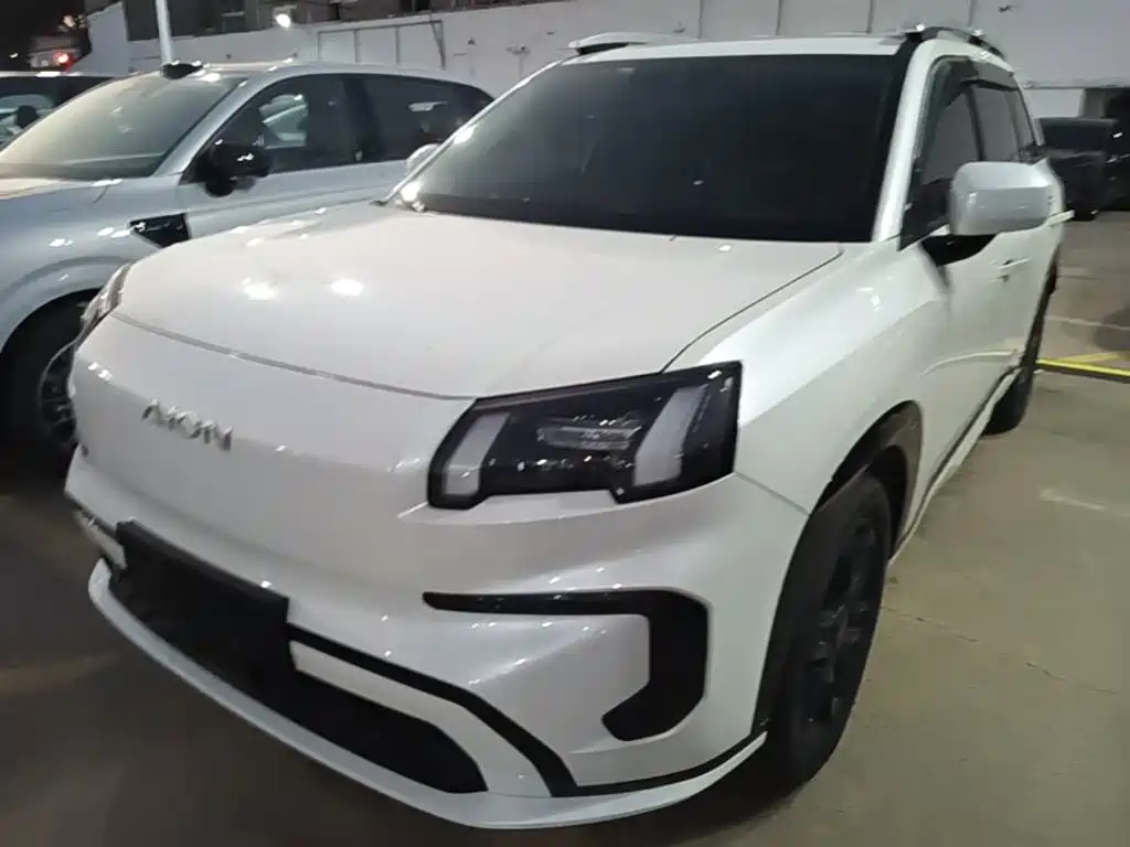 Aion V