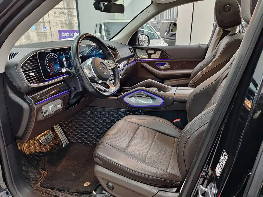 Mercedes-Benz GLS — миниатюра 7