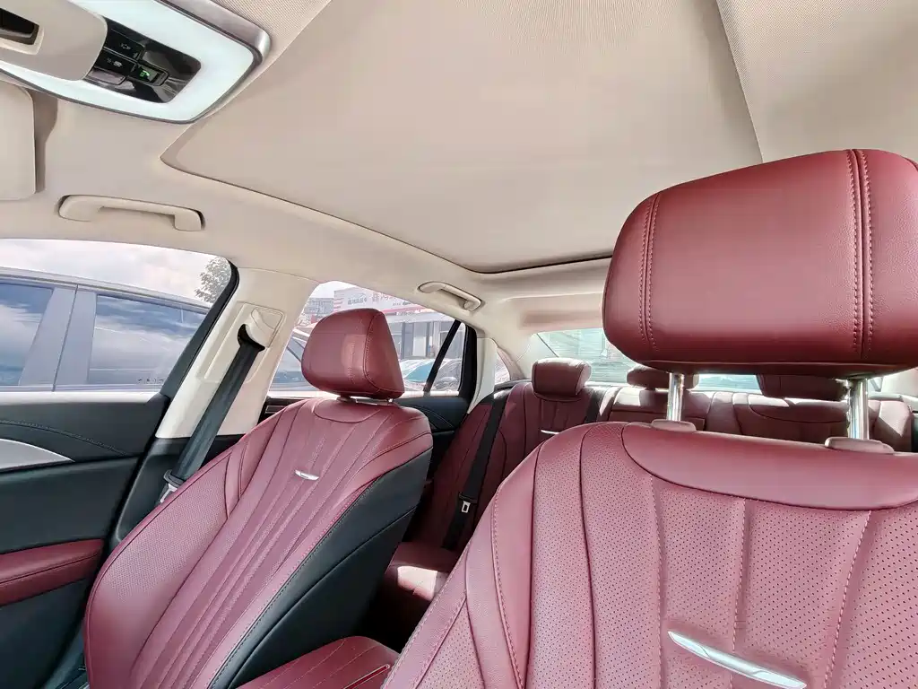 Hongqi Hongqi H5 — миниатюра 7