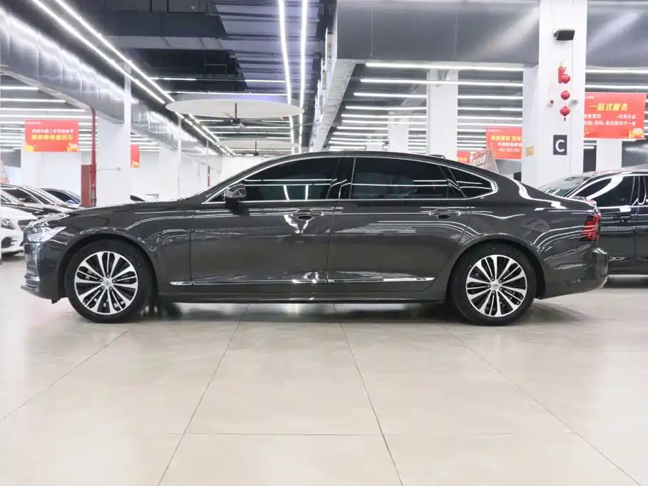 Volvo S90 — миниатюра 3