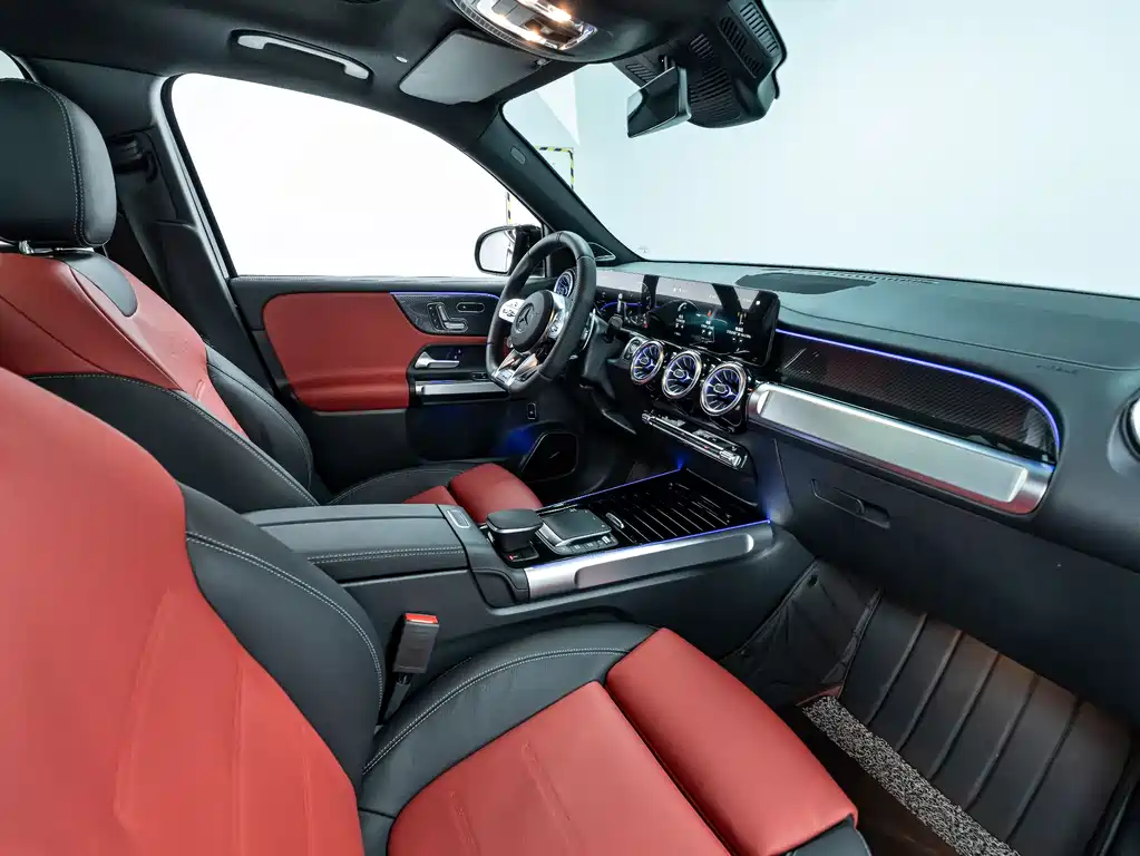 MERCEDES-BENZ GLB AMG