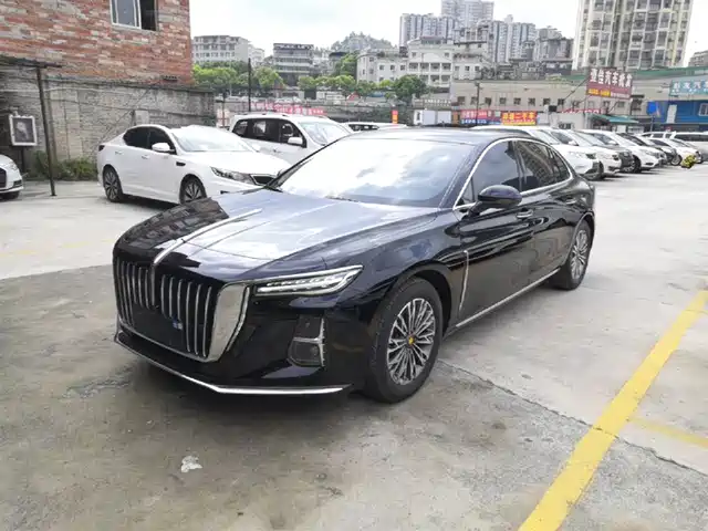 2024 Hongqi H5