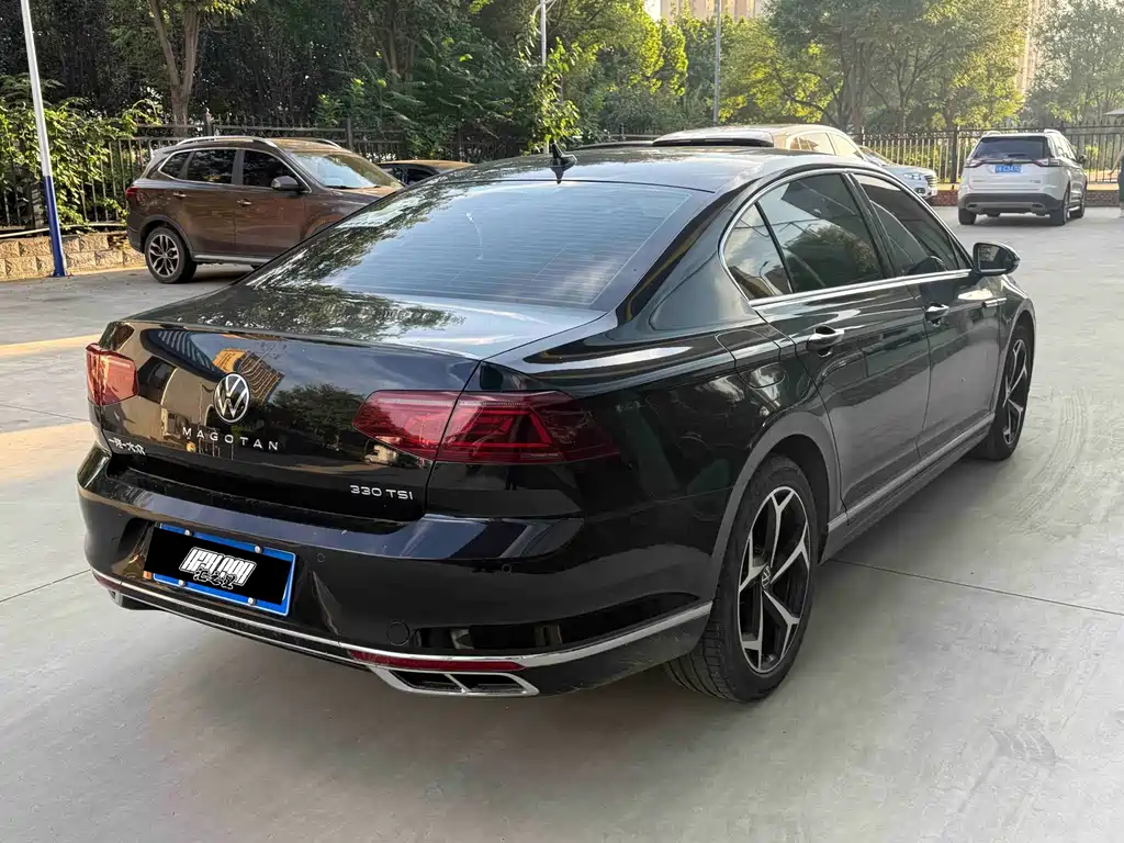 Volkswagen Magotan — миниатюра 2