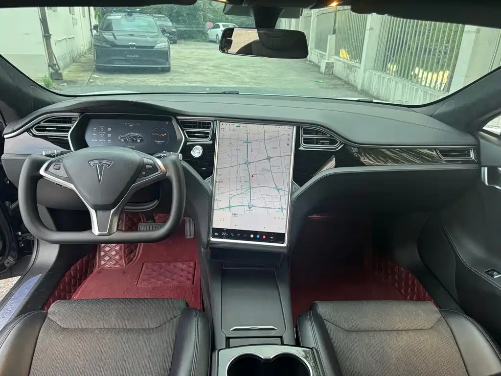Tesla Model S — фотографии объявления, Фото 11