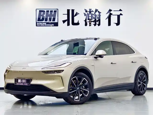 2025 Nio L60