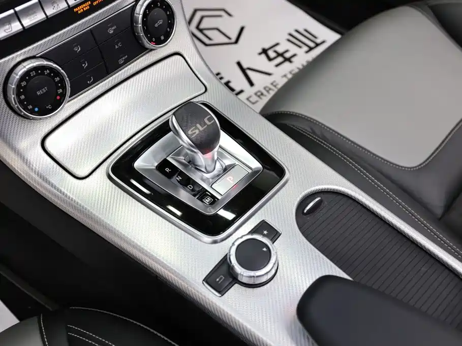 Mercedes-Benz SLC — миниатюра 14