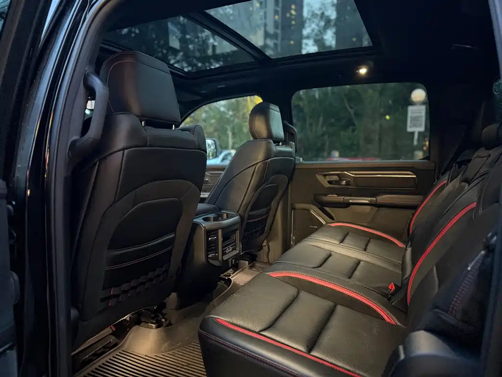 Ram Trucks 2023 6.2T