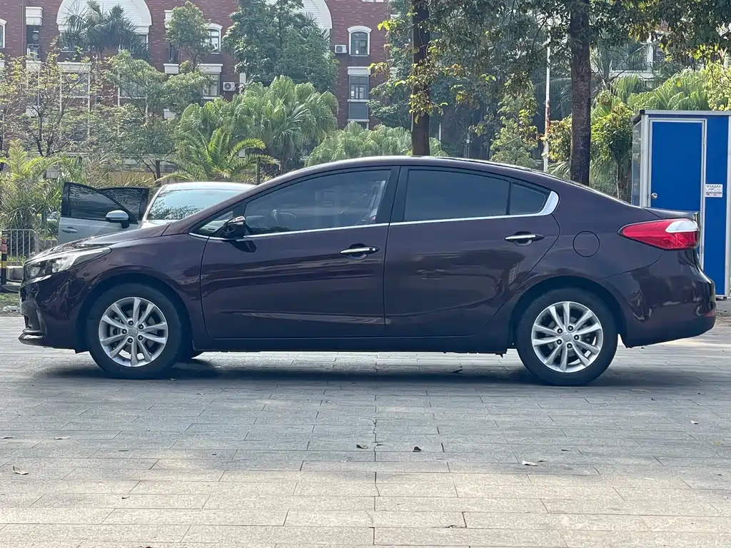 Kia K3 2016 1.6L AT GLS