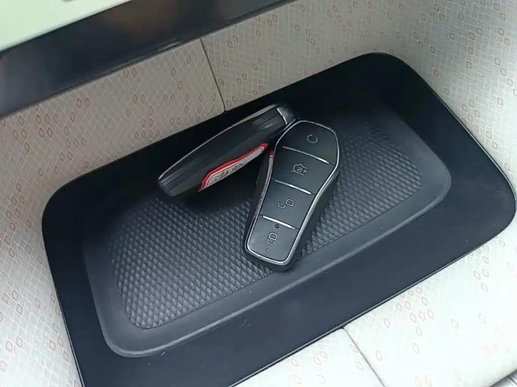 BYD Dolphin — миниатюра 9
