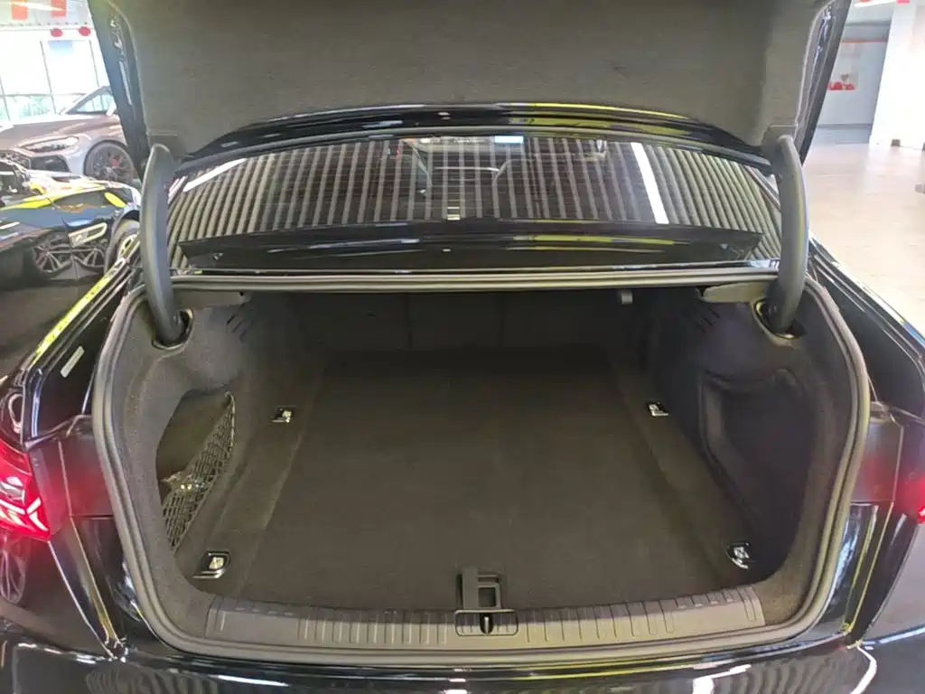 Audi A6L — миниатюра 19