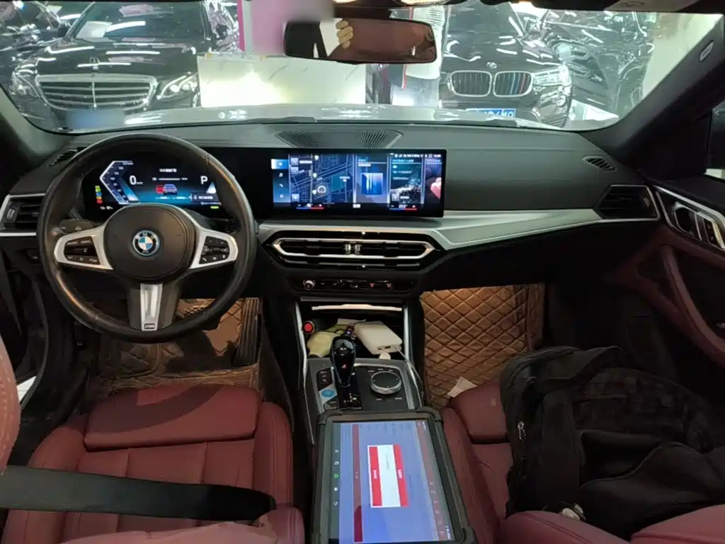 BMW i4 — миниатюра 10