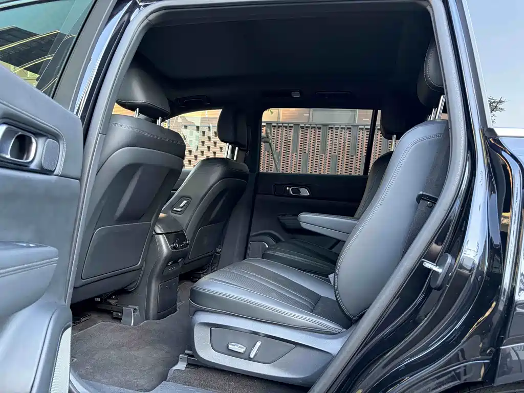 Li Auto Li ONE — миниатюра 13