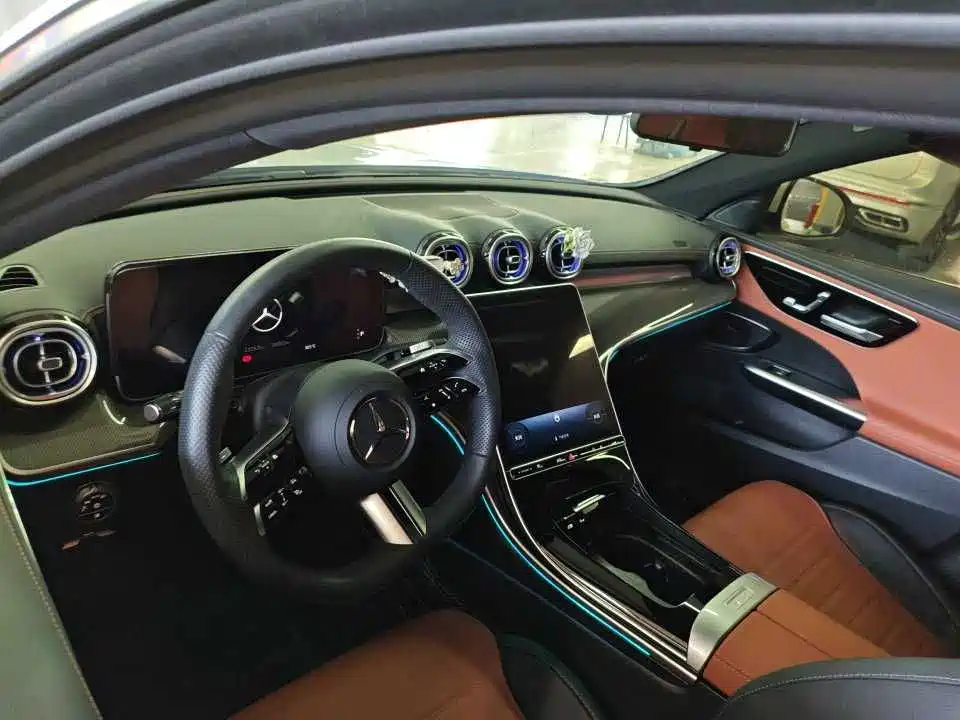 Mercedes-Benz C-Class — миниатюра 5