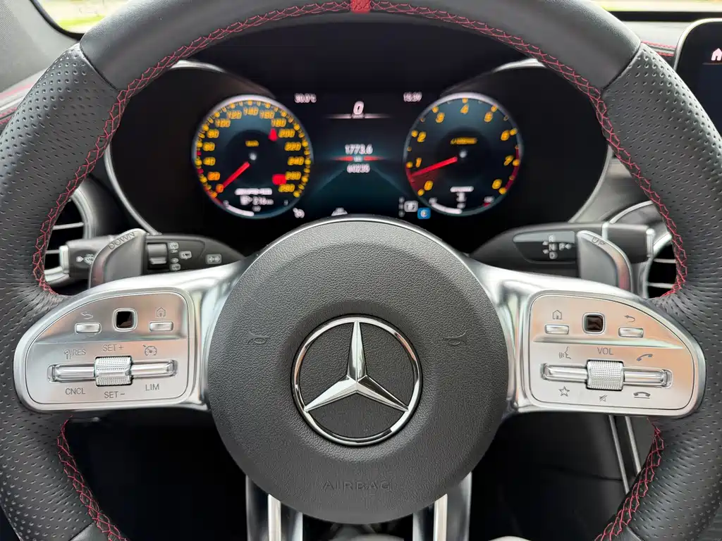 Mercedes-Benz GLC AMG — миниатюра 12