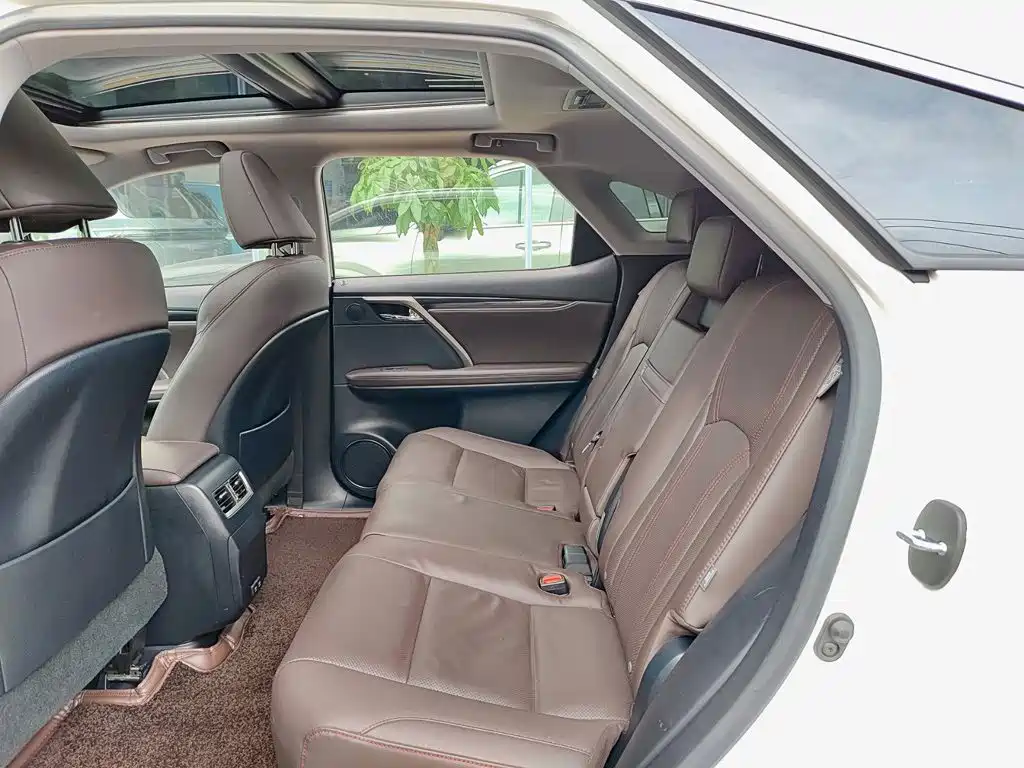 Lexus RX — миниатюра 8