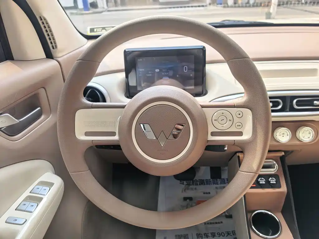 Wuling MINIEV — миниатюра 15