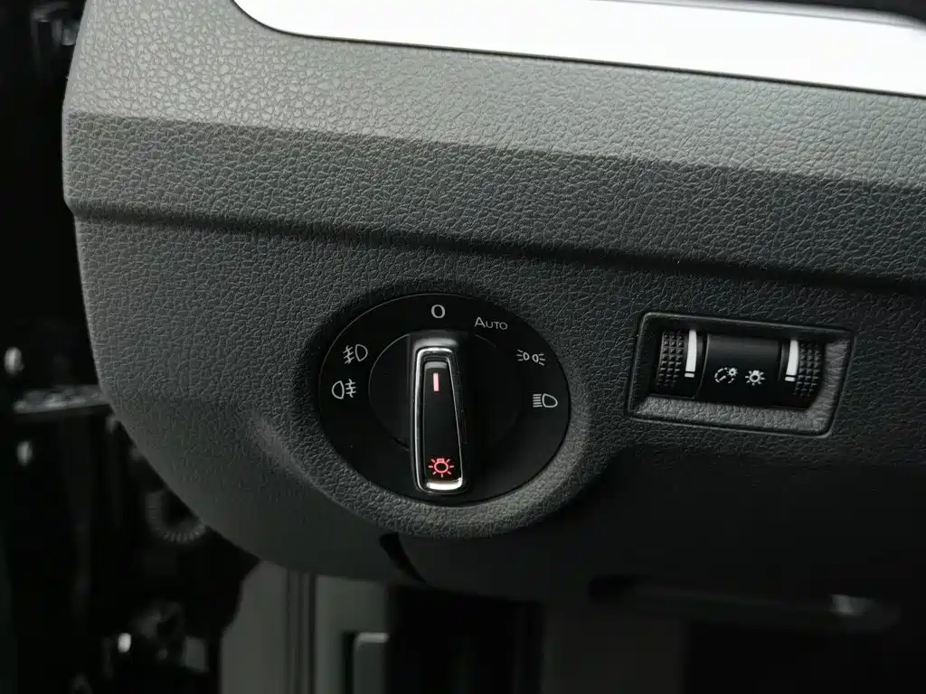 Volkswagen Passat — миниатюра 21