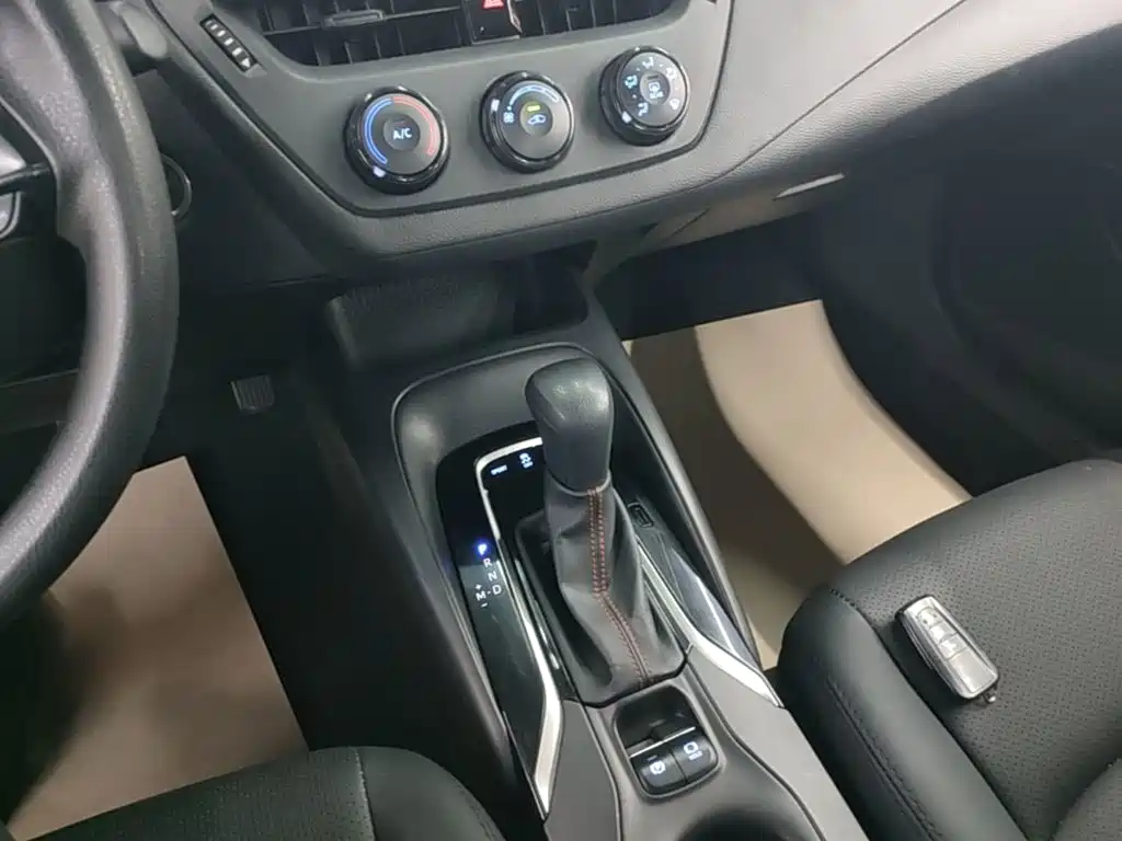 Toyota Corolla — миниатюра 14