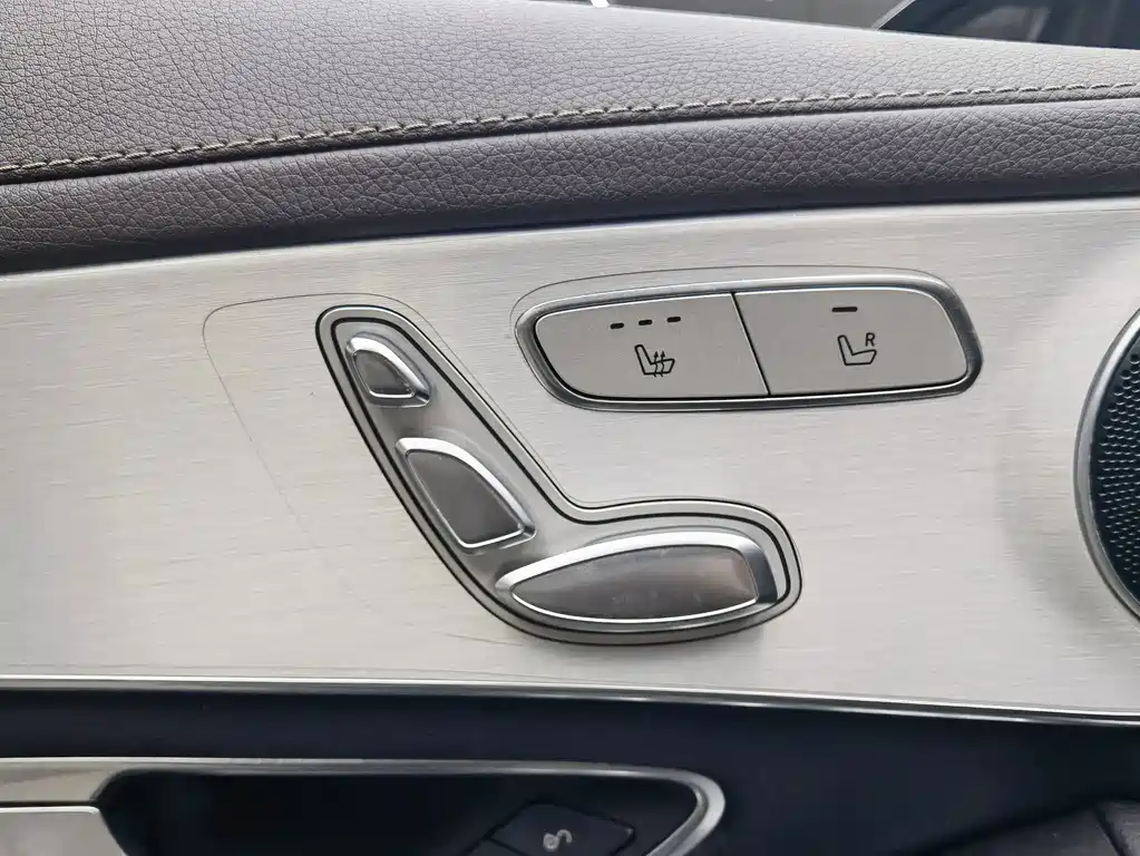 Mercedes-Benz GLC — миниатюра 14
