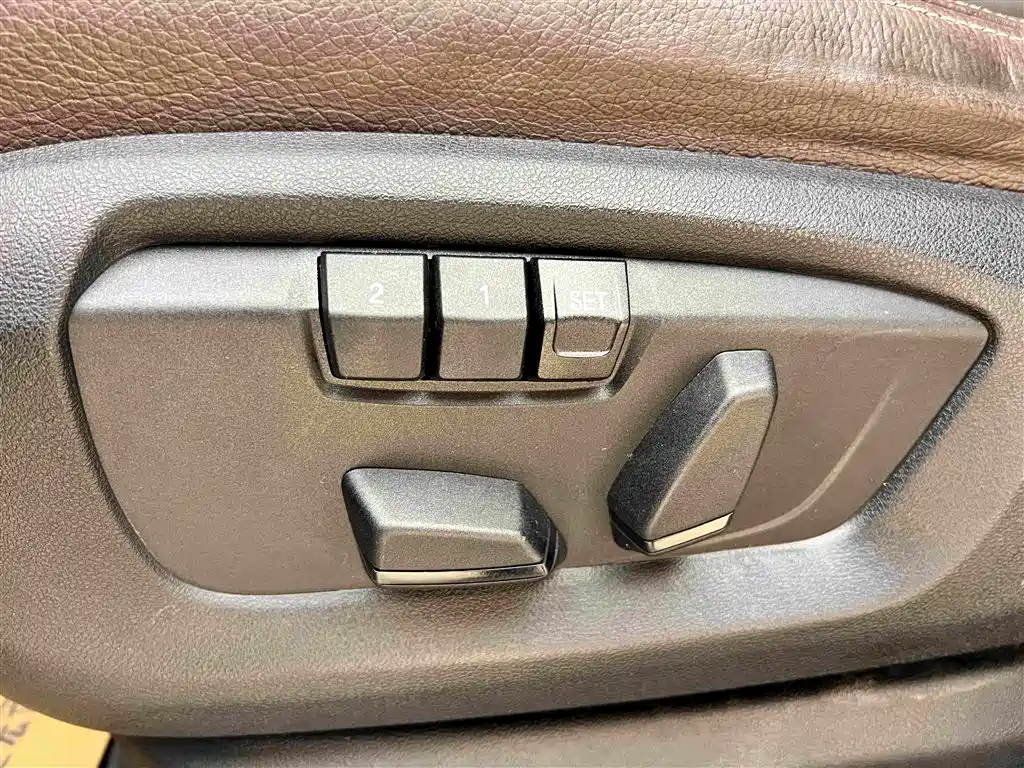BMW X5 (Import) — миниатюра 18