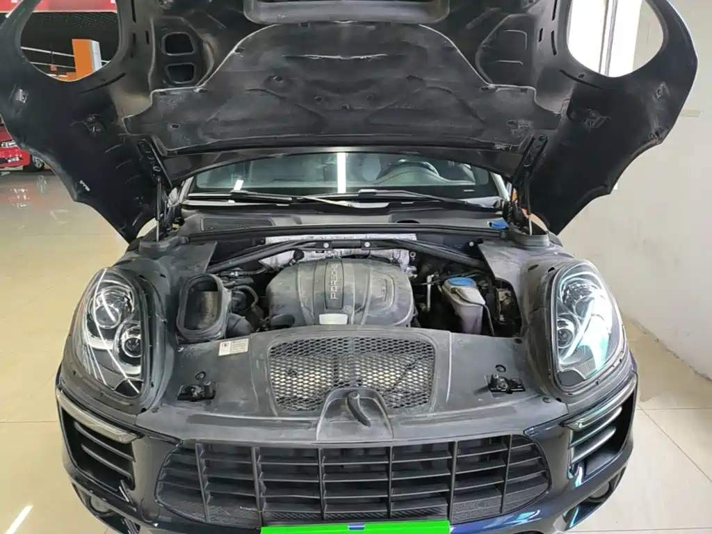 Porsche Macan — миниатюра 20